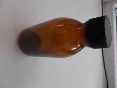 10 Stück Glasflasche Braunglasflasche mit Schraubverschluß 150 ml Apothekerflasche