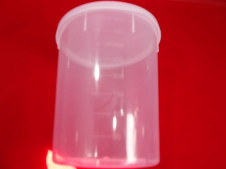 Messbecher 400 ml mit Schnappdeckel
