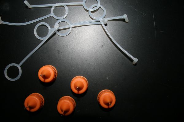 Nadelcap Ersatzcap incl. Verschluß / Anhänger Orange lang