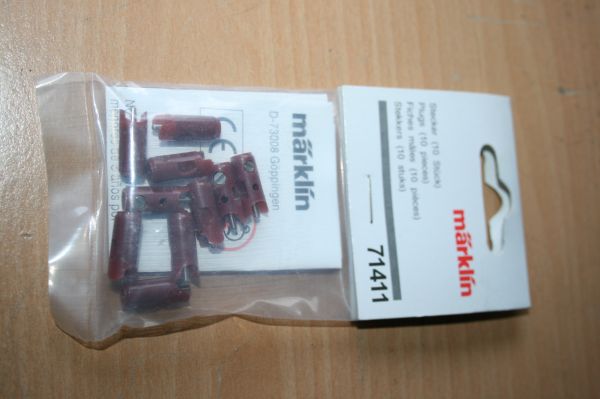 71411 Märklin Stecker 10 Stück braun